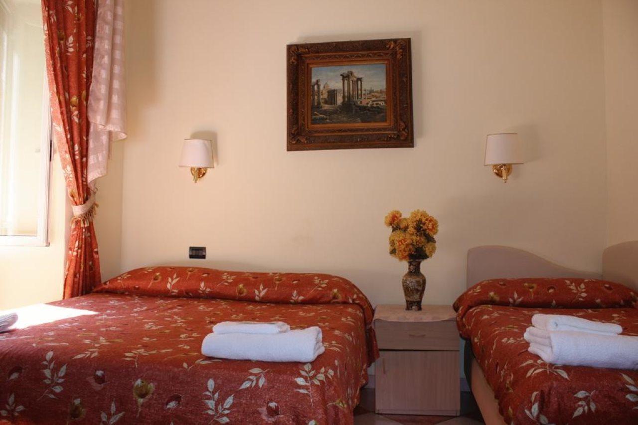 Sergio House Rom